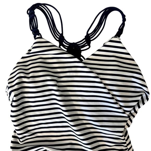 NWOT Women's Nautical Bathing Suit High Coverage One Piece Size Medium - Picture 4 of 7